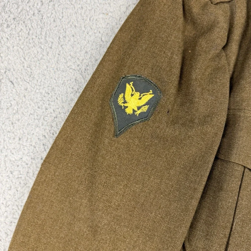 VTG Army Jacket Mens 36R Wool Military IKE Field Coat 50s Armored Patch